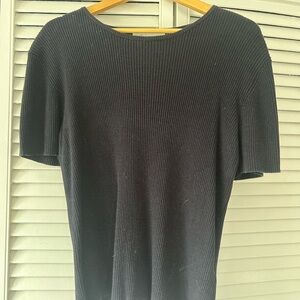 Elegant Dark Blue Ribbed Women's Tee
